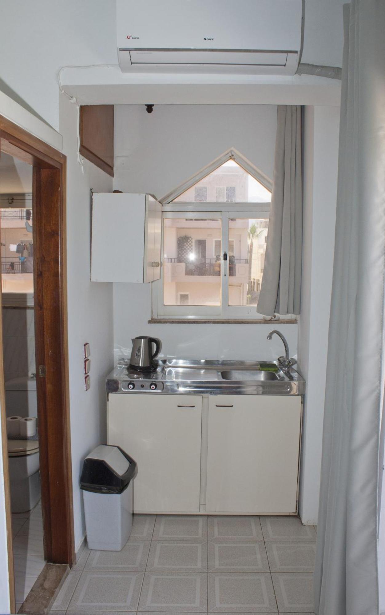 Melani Apartments Ханя Екстериор снимка